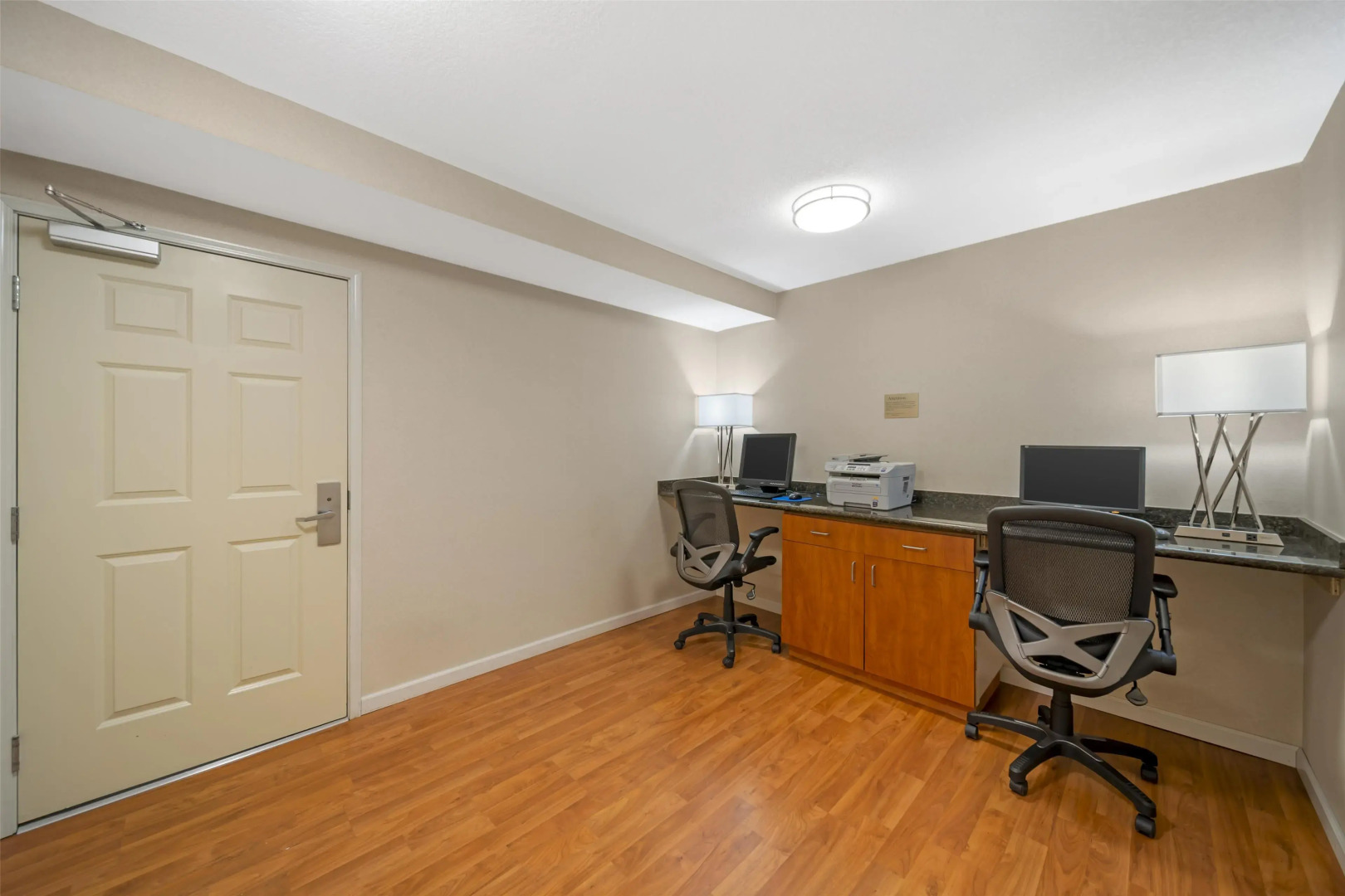 Best Western Plus Twin View Inn & Suites