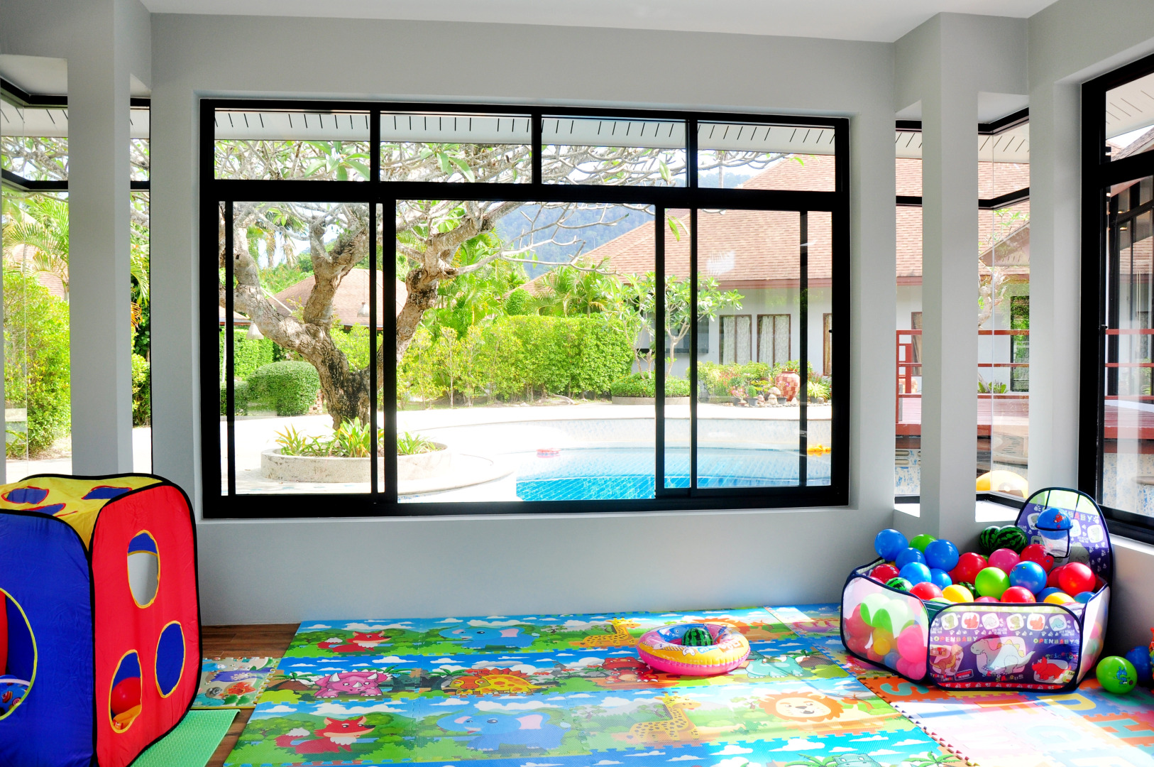 Lanta Sand Resort & Spa