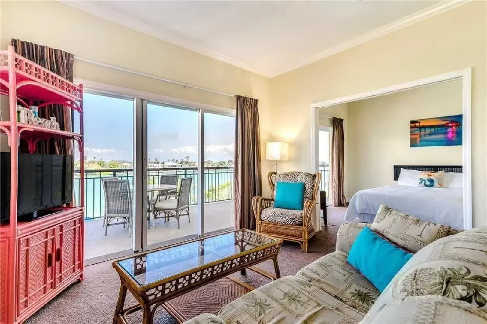 210 - Palms of Treasure Island