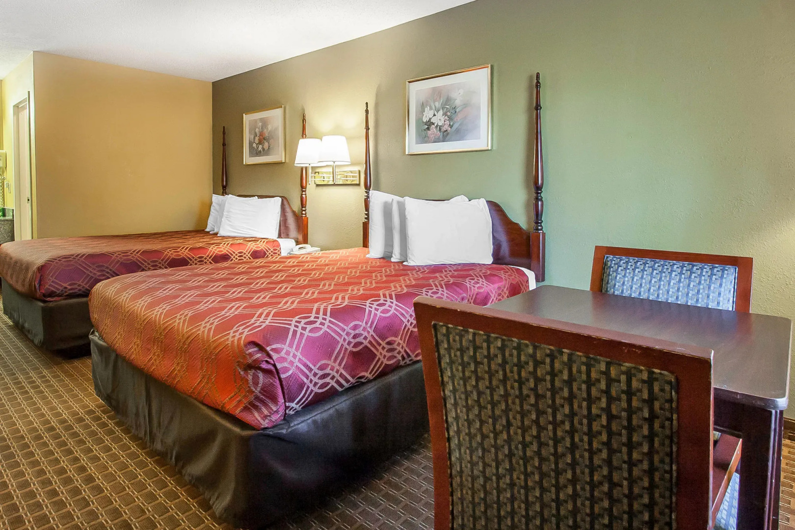 Econo Lodge Inn & Suites Murfreesboro Shopping District