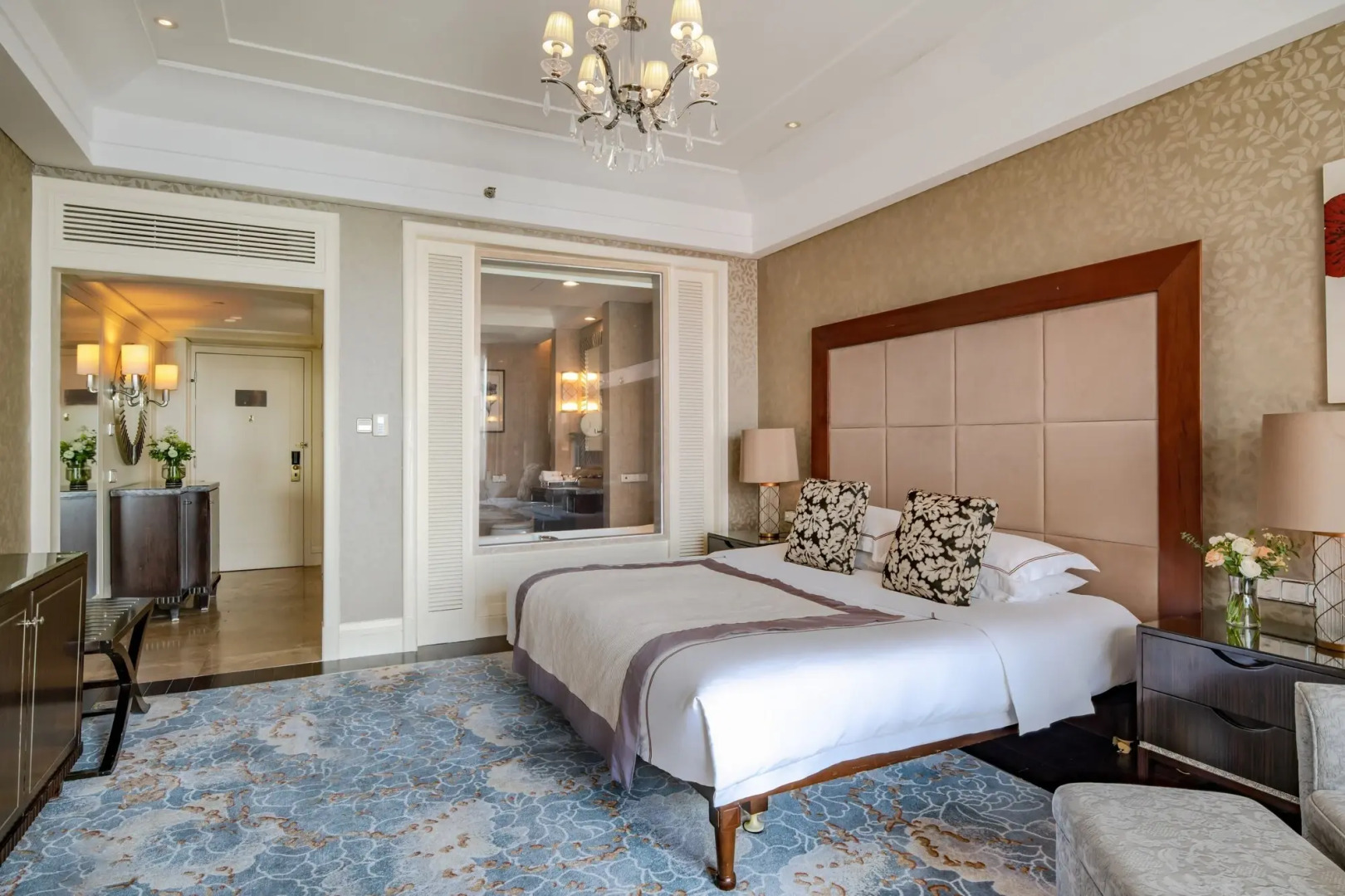 Qingdao Seaview Garden Hotel