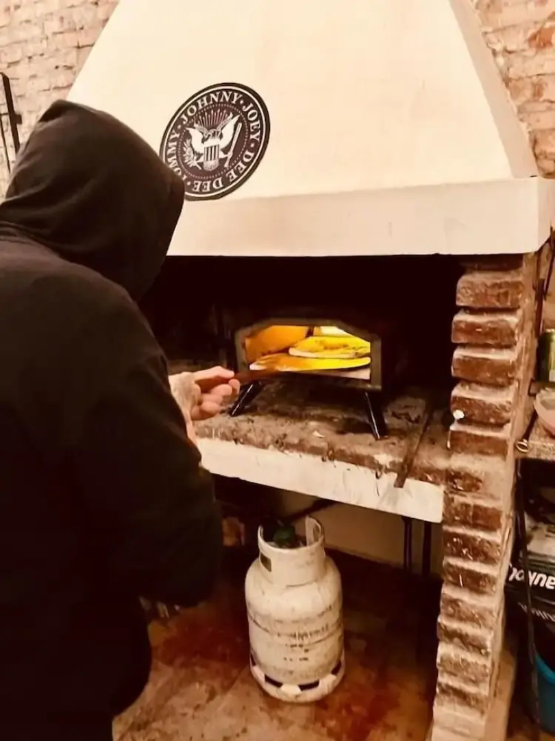 Black Star Art Hostel