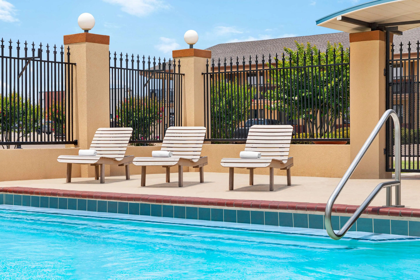 Days Inn by Wyndham Paris