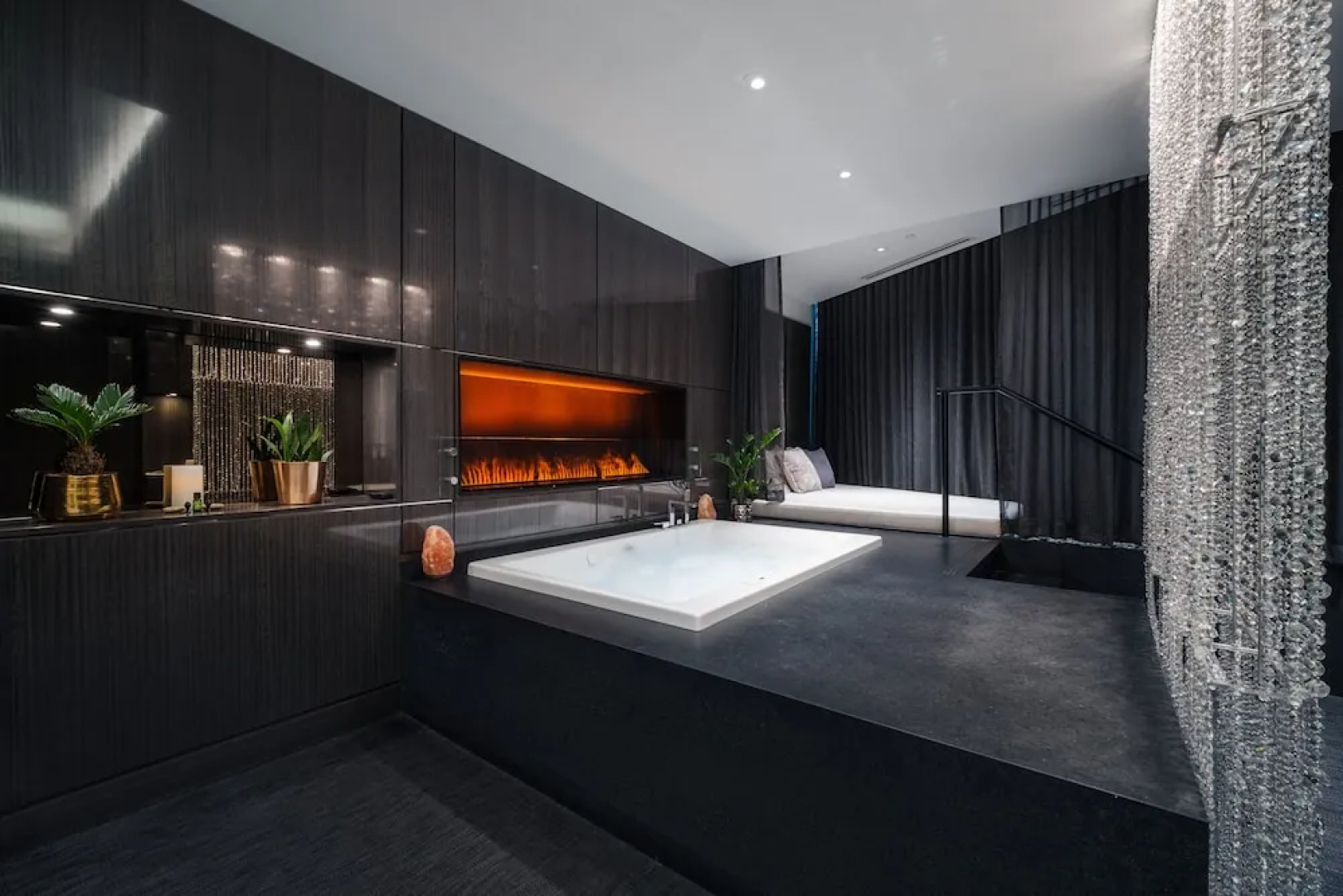 President Boutique Apartment