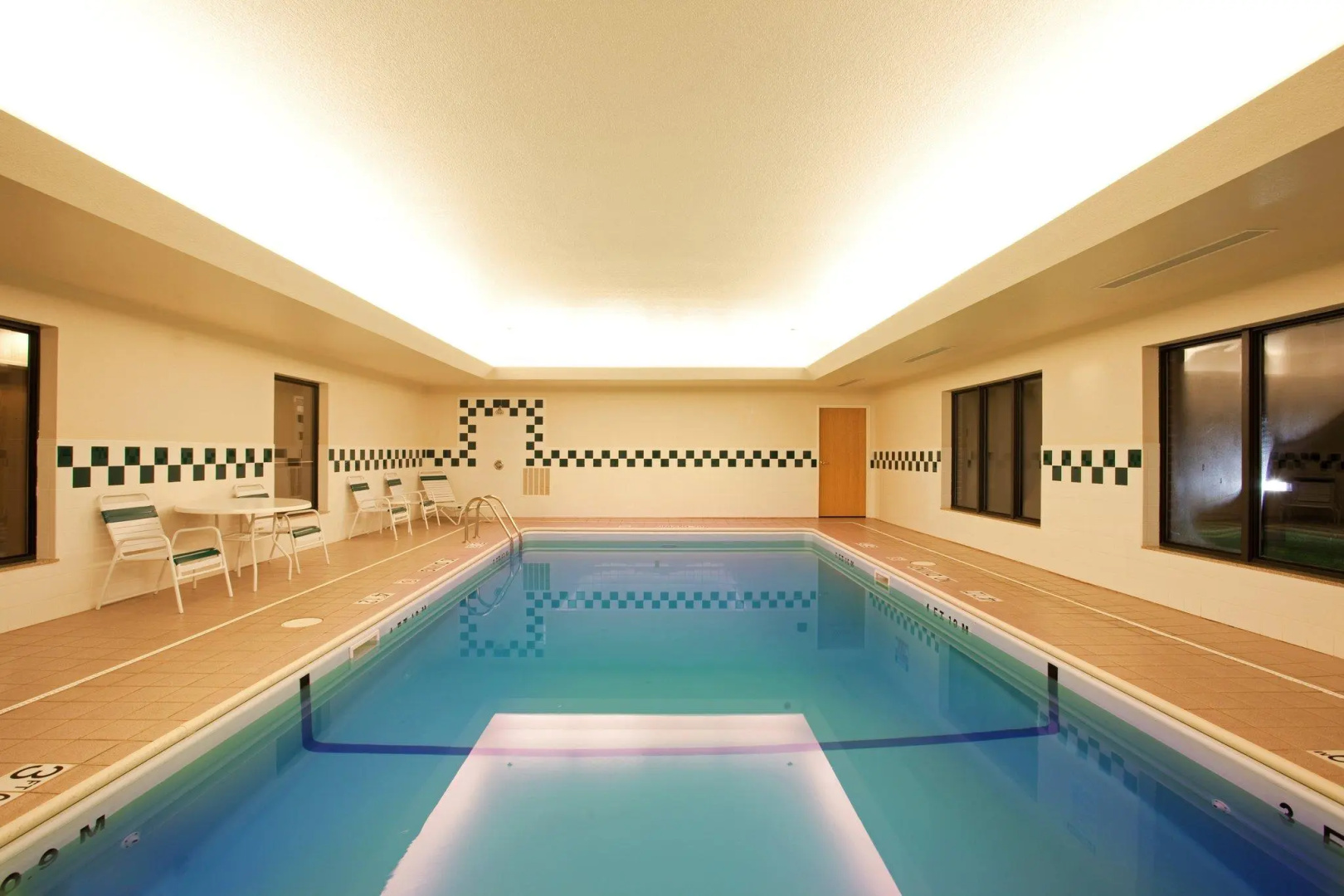 Holiday Inn Express Hotel & Suites Logansport by IHG