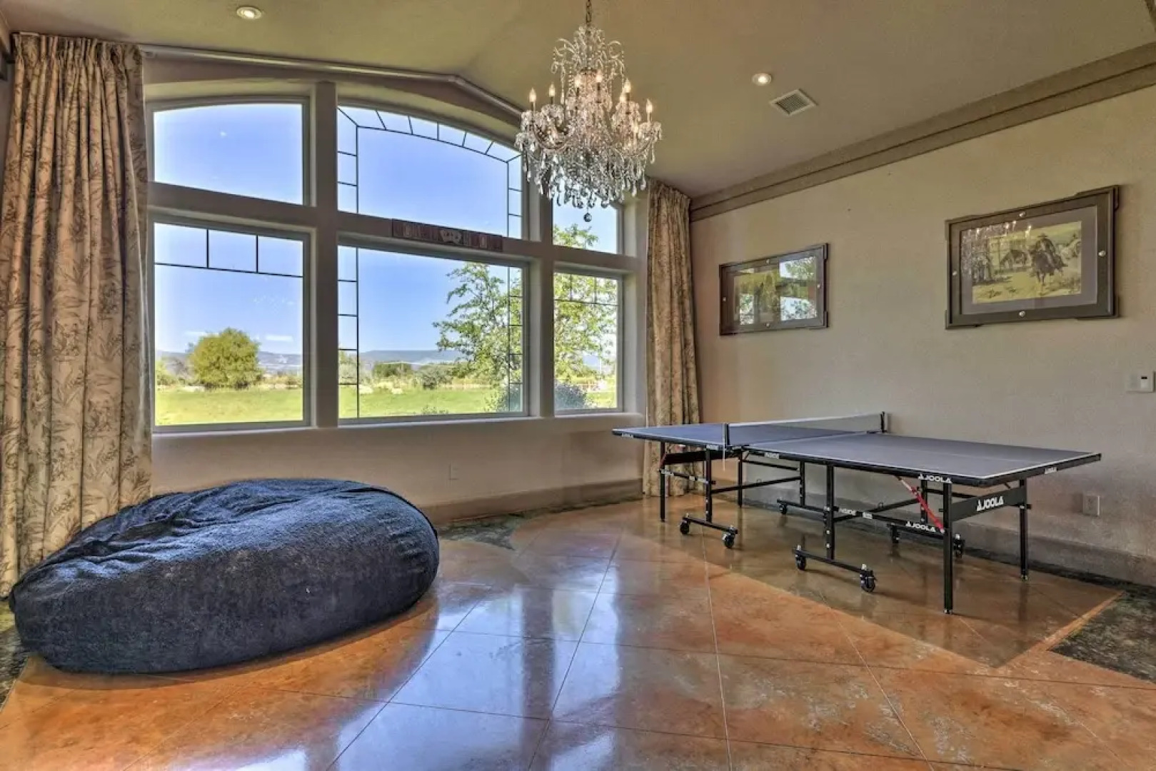 Flawless Durango Home w/ Theater + Pool Table