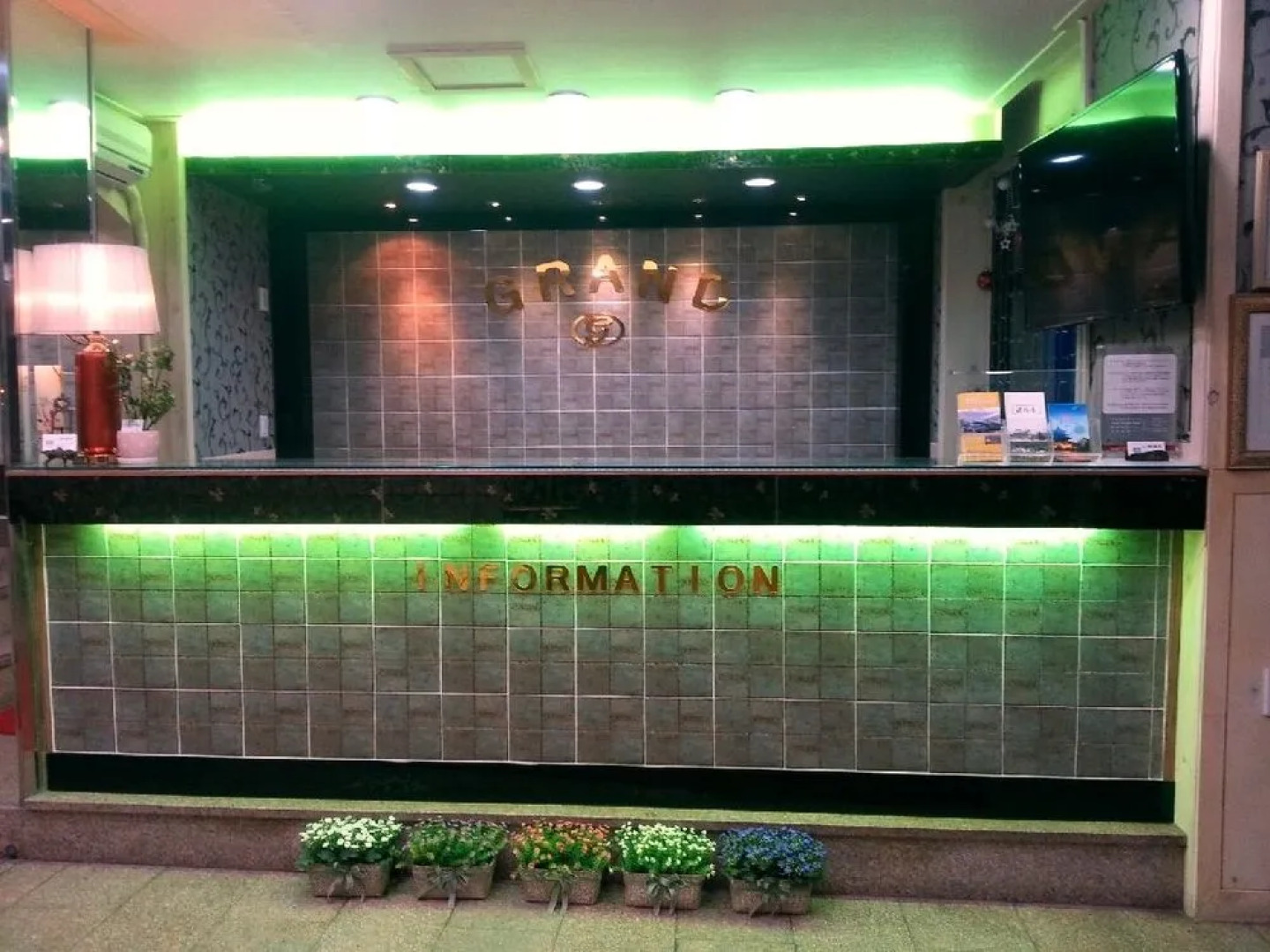 Sokrisan Grand Hotel