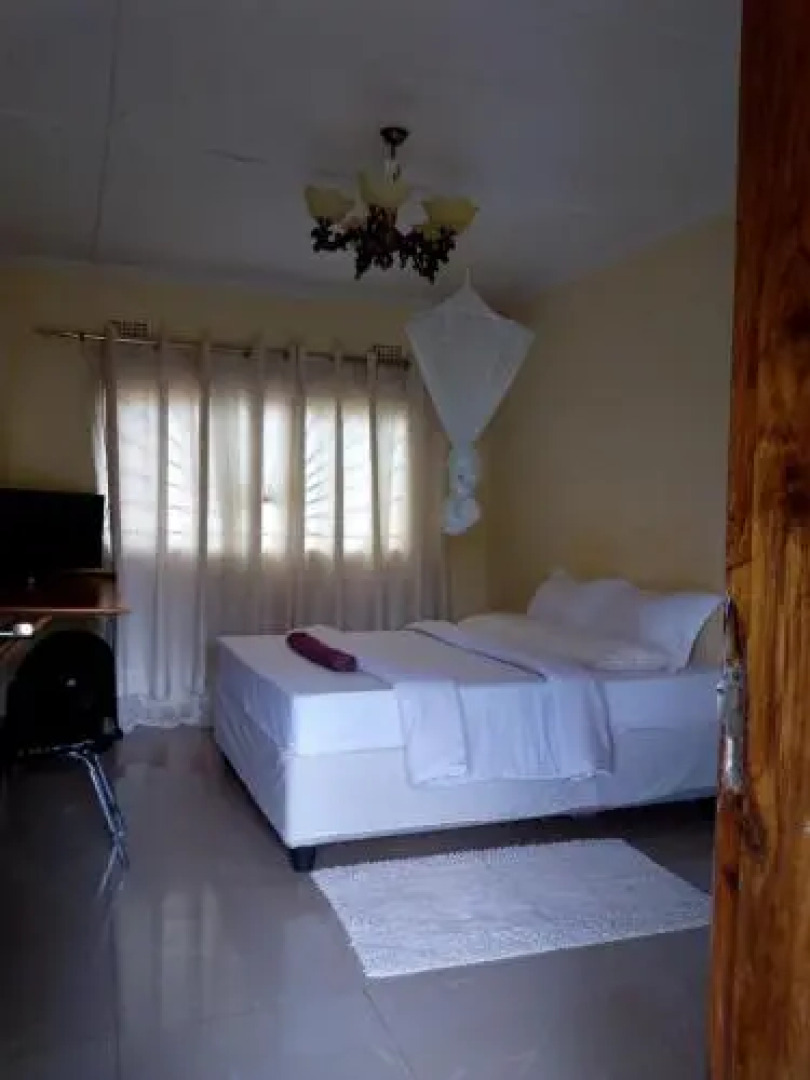 Bck8 Executive Lodge