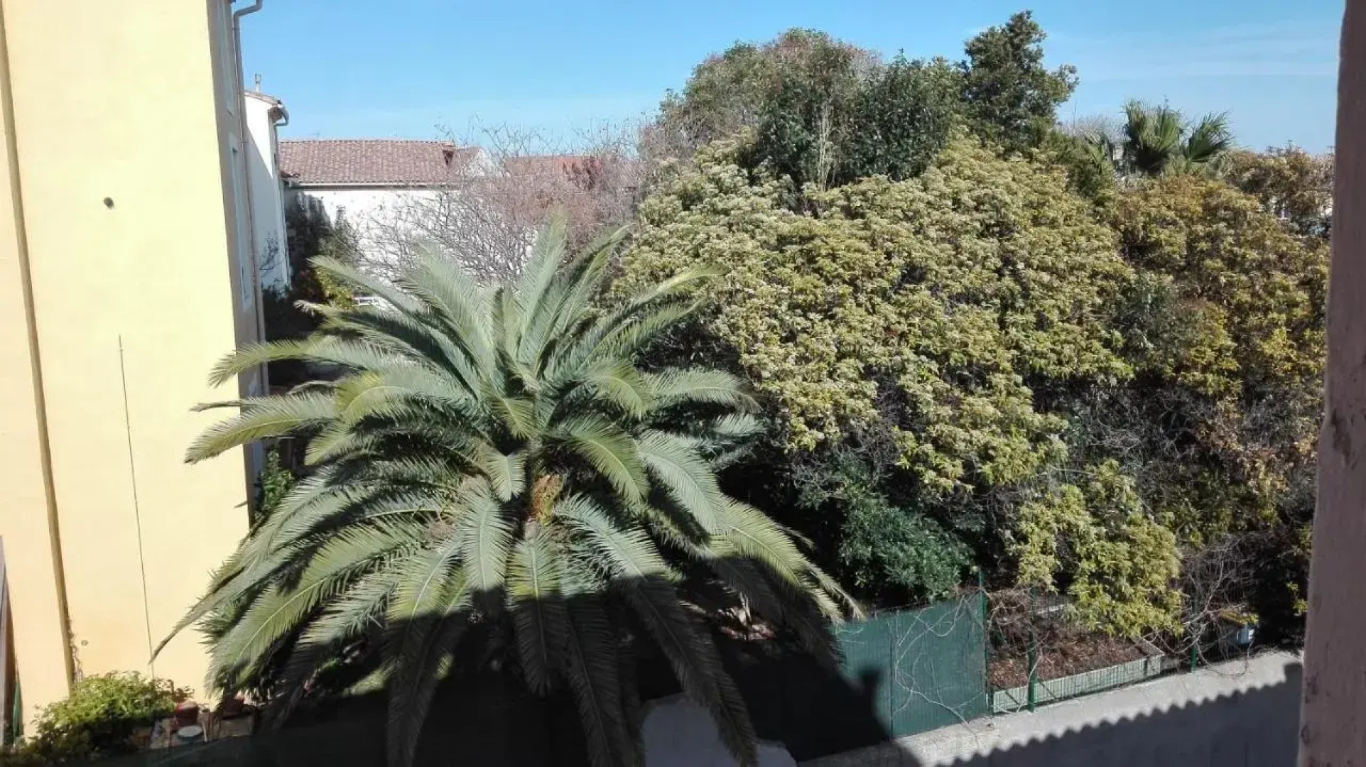 Mèze, 400 mètres de la Plage