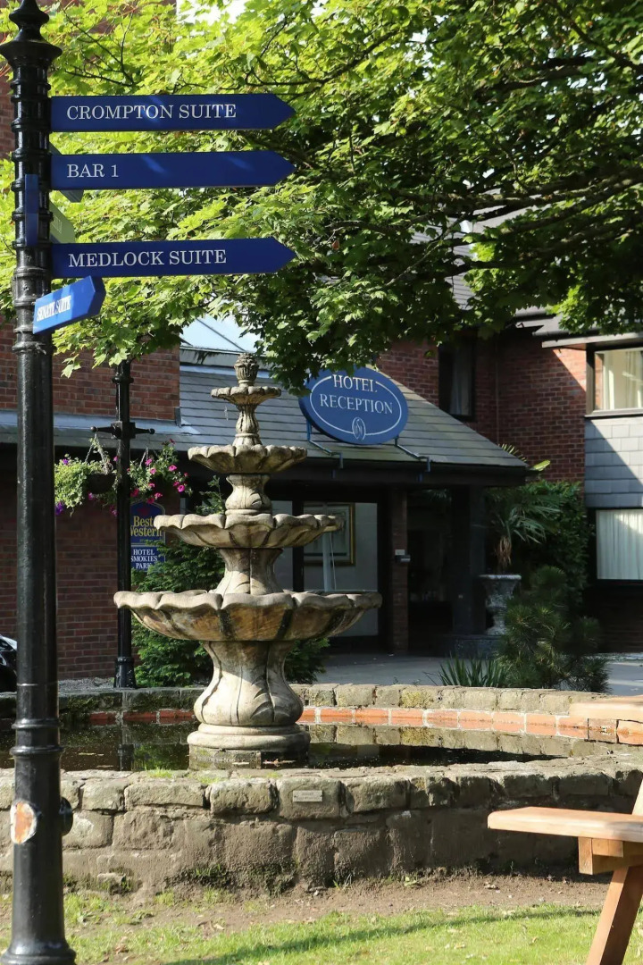 Holiday Inn Manchester - Oldham by IHG