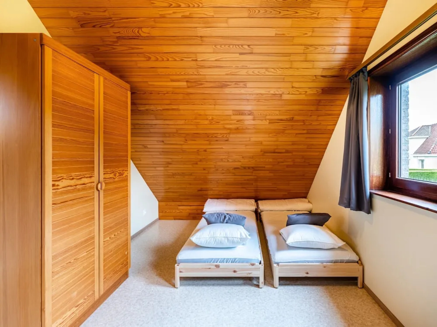 Villa in St-idesbald Near Sea Beach