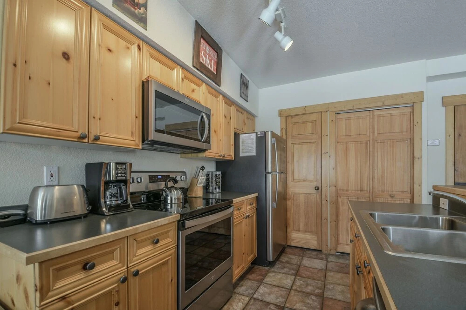 Tenderfoot Lodge 2620