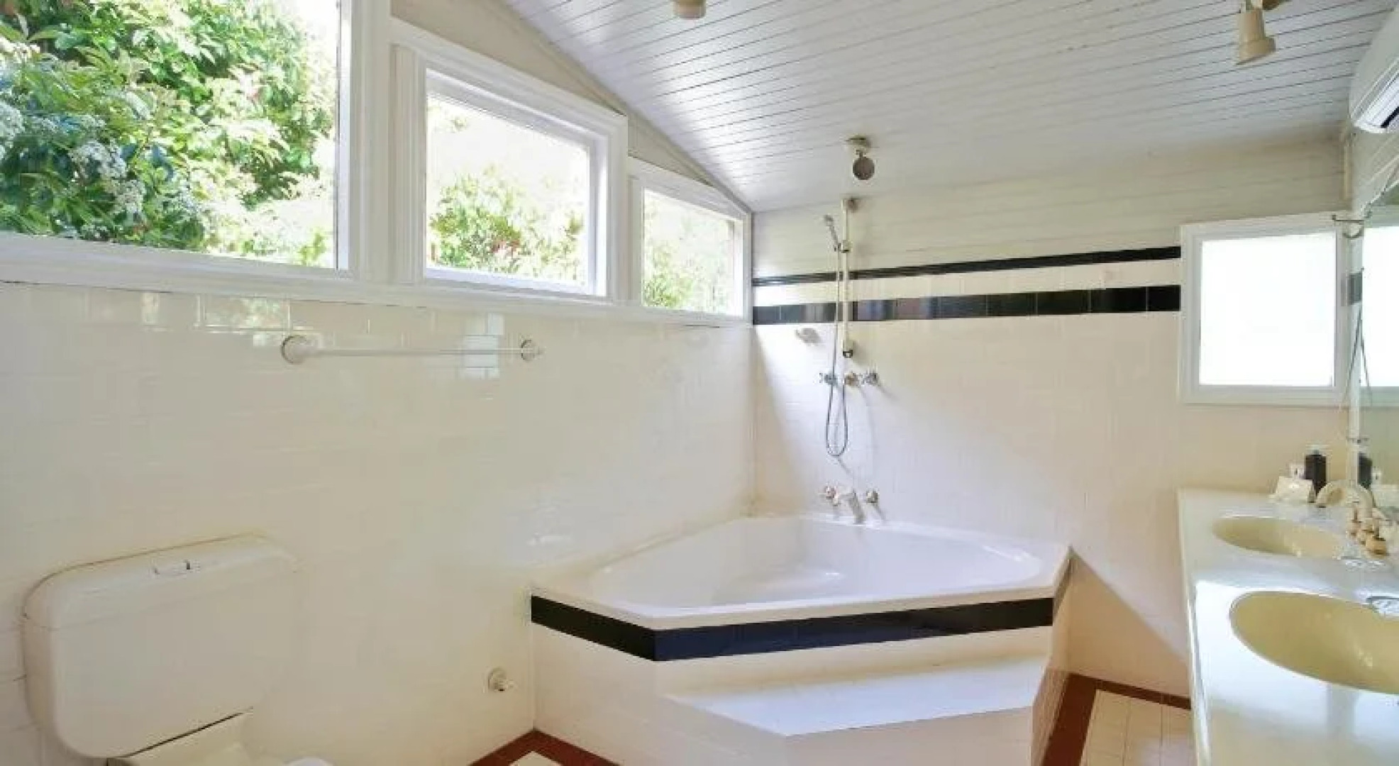 The George Boutique Hotel