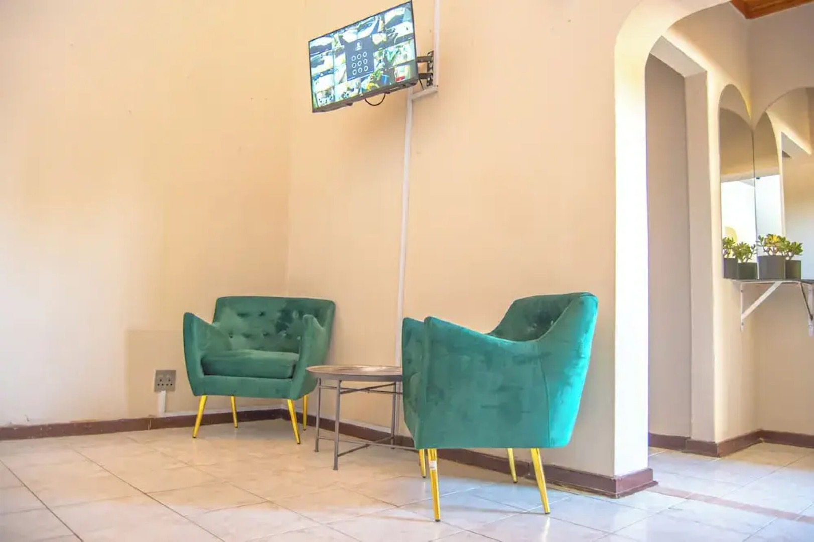 Kololo at 399 Guesthouse & Conference