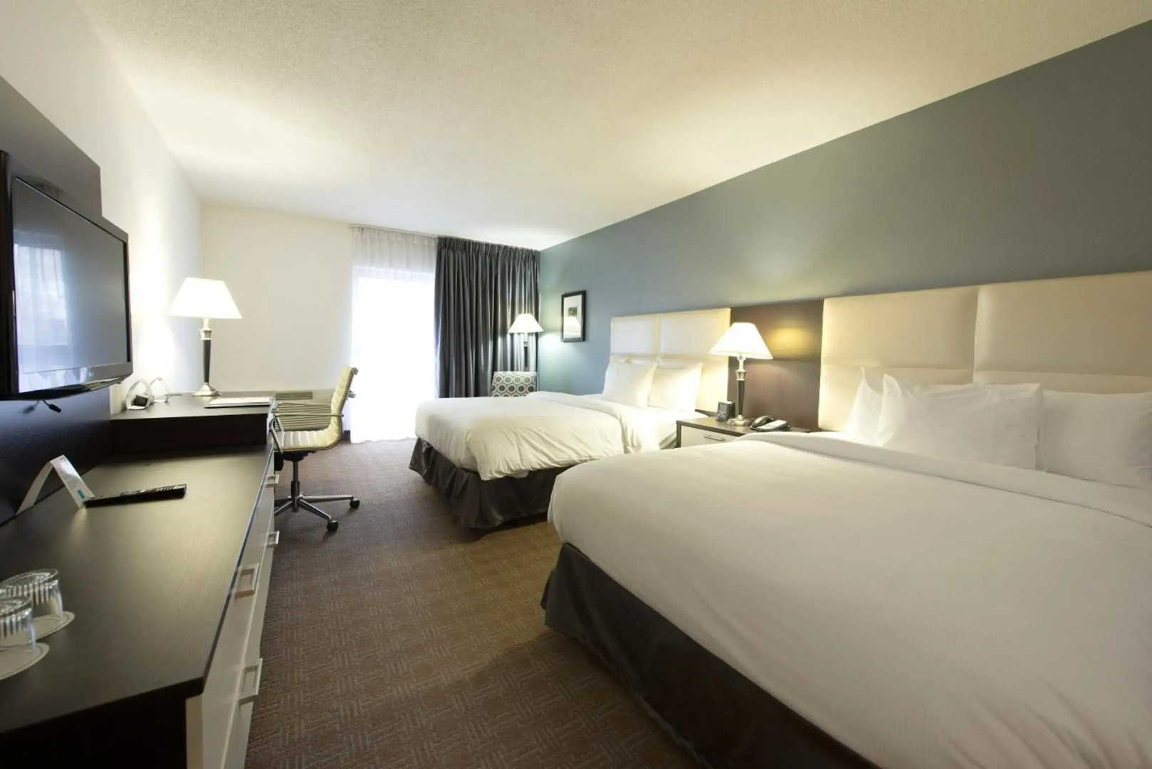Toronto Don Valley Hotel and Suites
