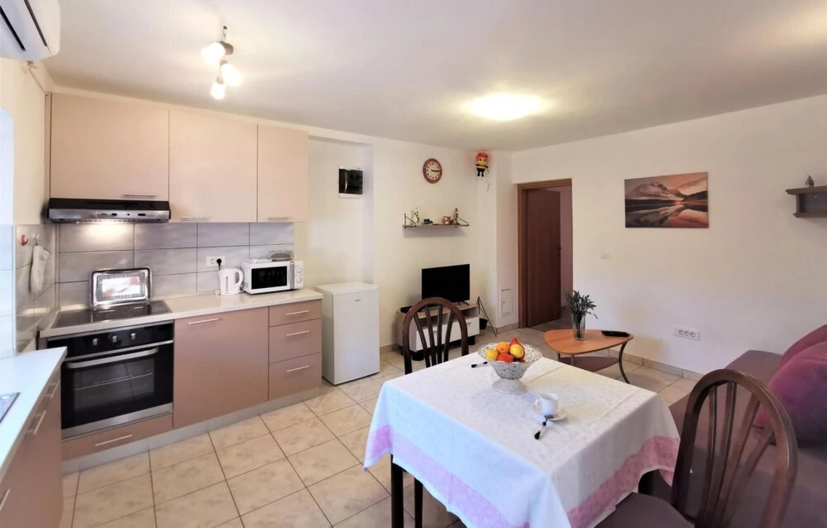 Amazing Apartment in Rubesi With 1 Bedrooms and Wifi