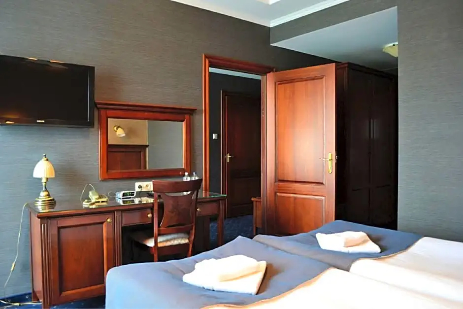 Borowinowy Zdrój Hotel Wellness Spa & Conference