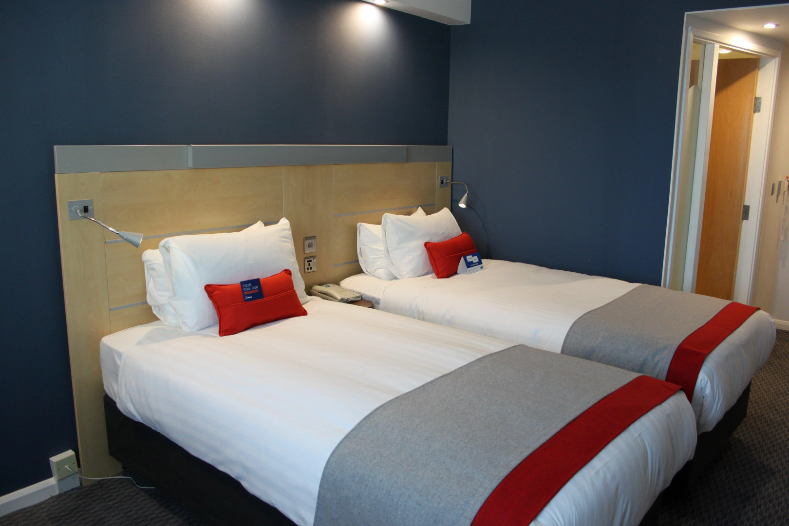 Holiday Inn Express Cardiff Airport by IHG