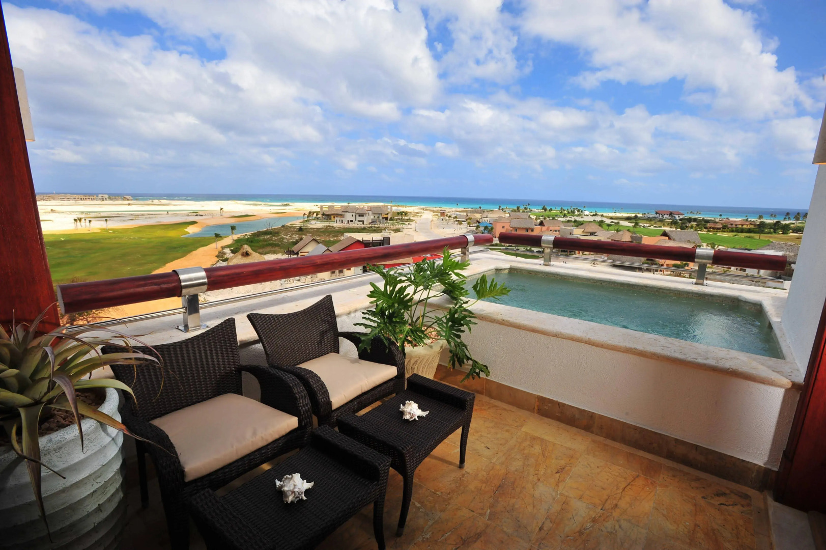 Xeliter Golden Bear Lodge, Cap Cana