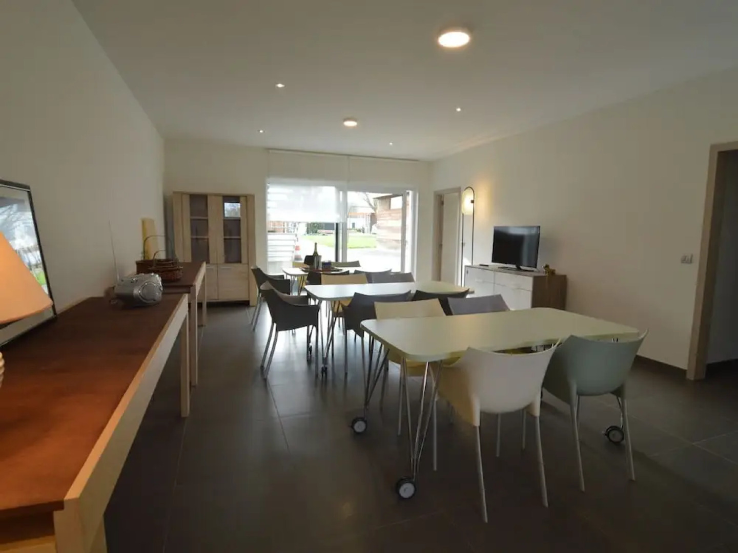 Modern Holiday Home in Zottegem with Hot Tub