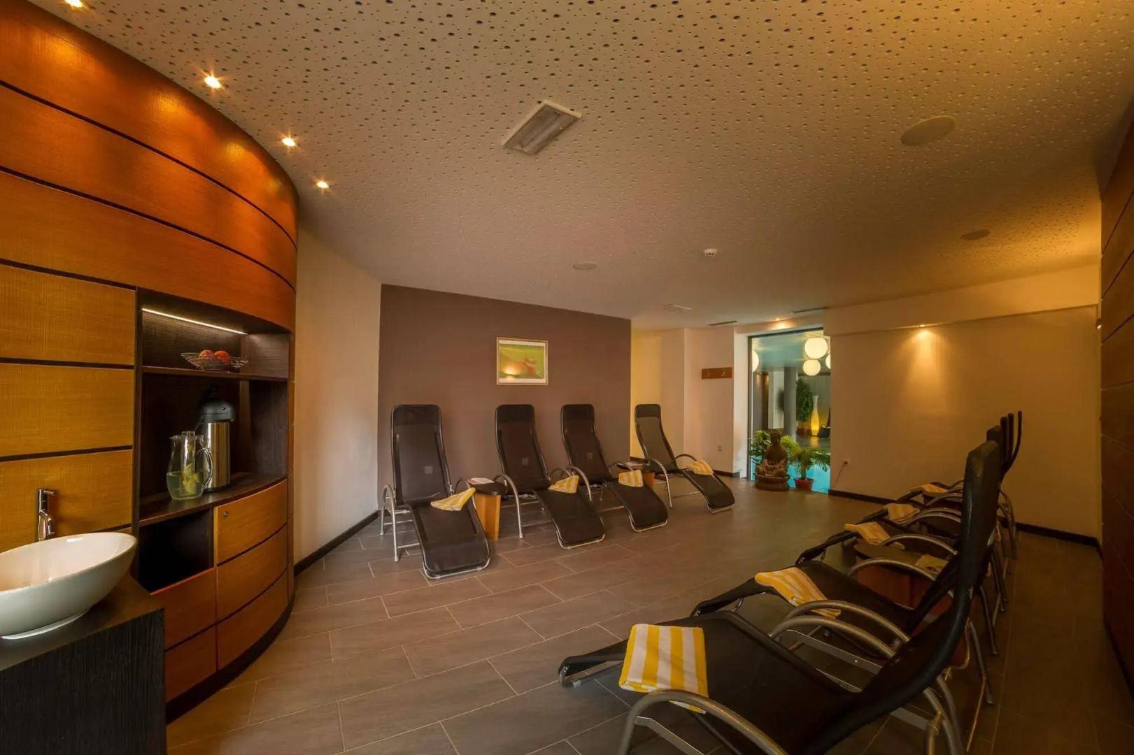 Dominik Alpine City Wellness Hotel