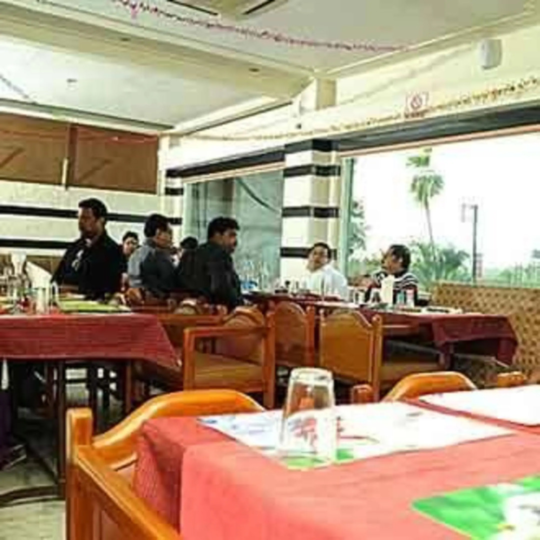 Sonar Bangla's Motel Midway