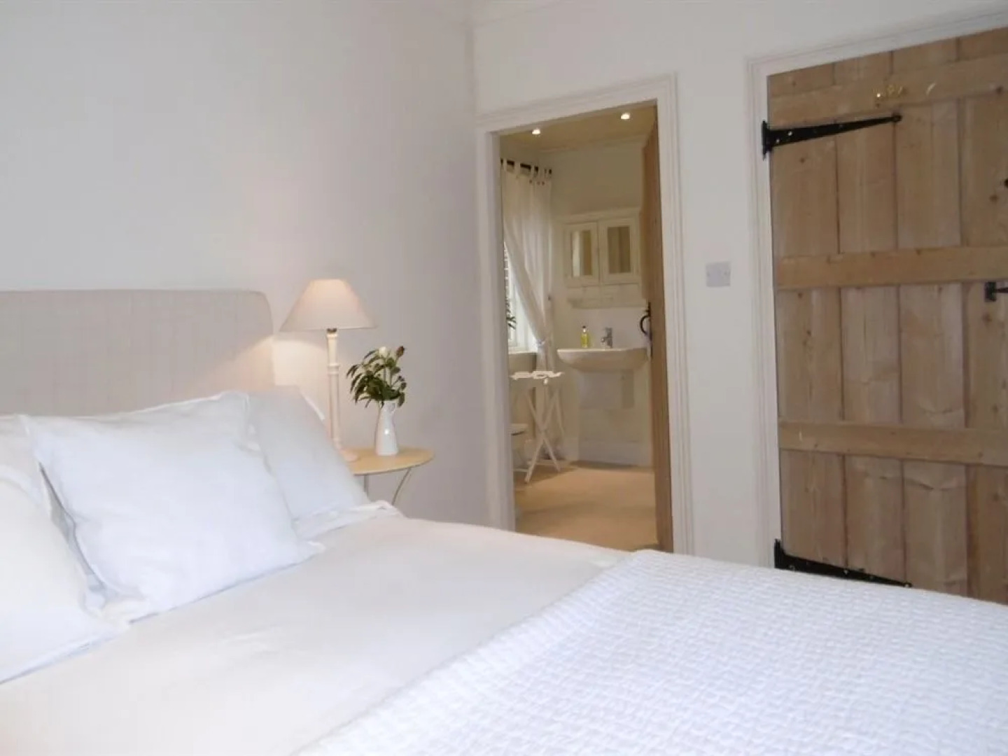 Charlton Twenty-Eight