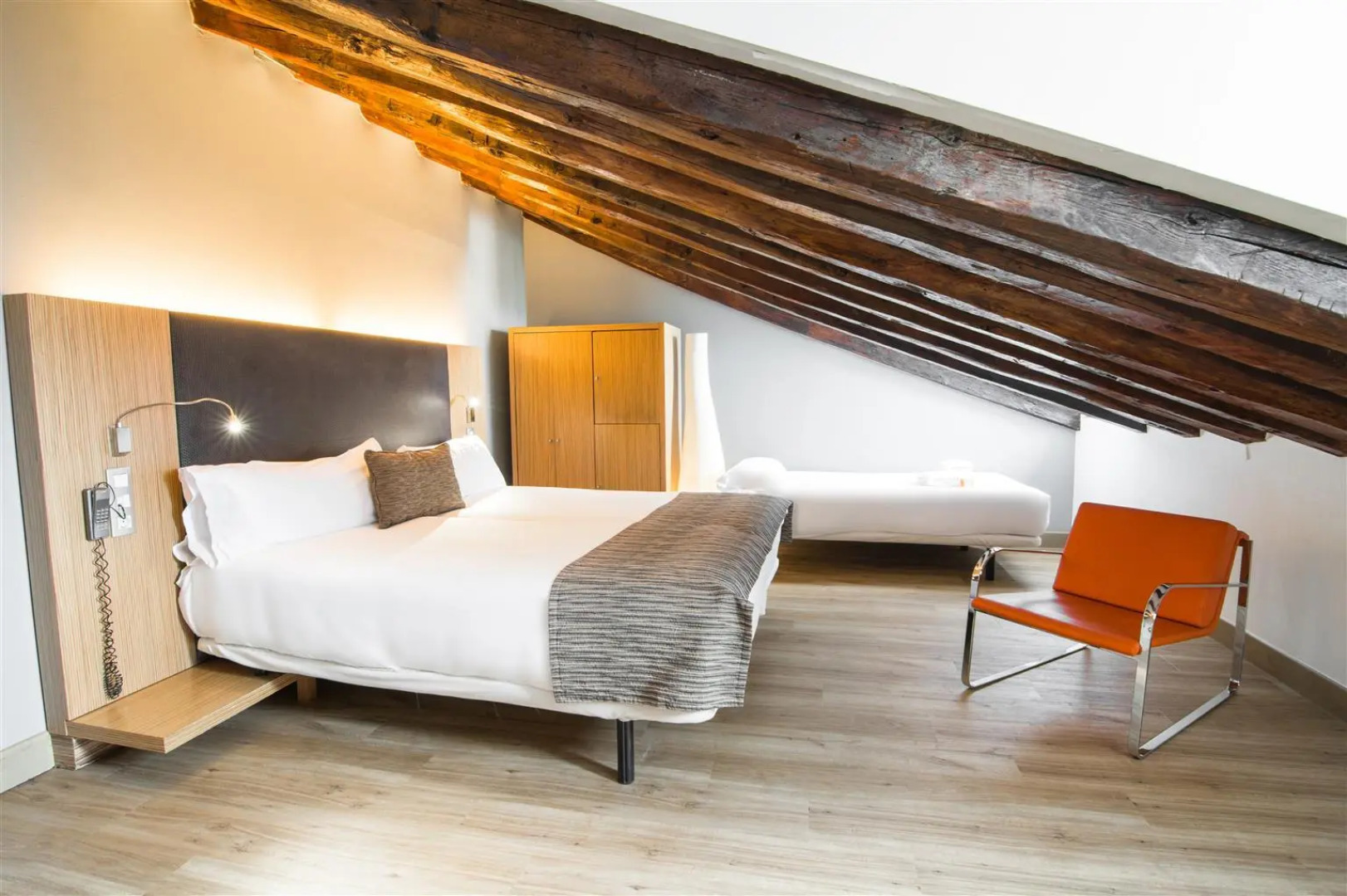 Petit Palace Plaza del Carmen