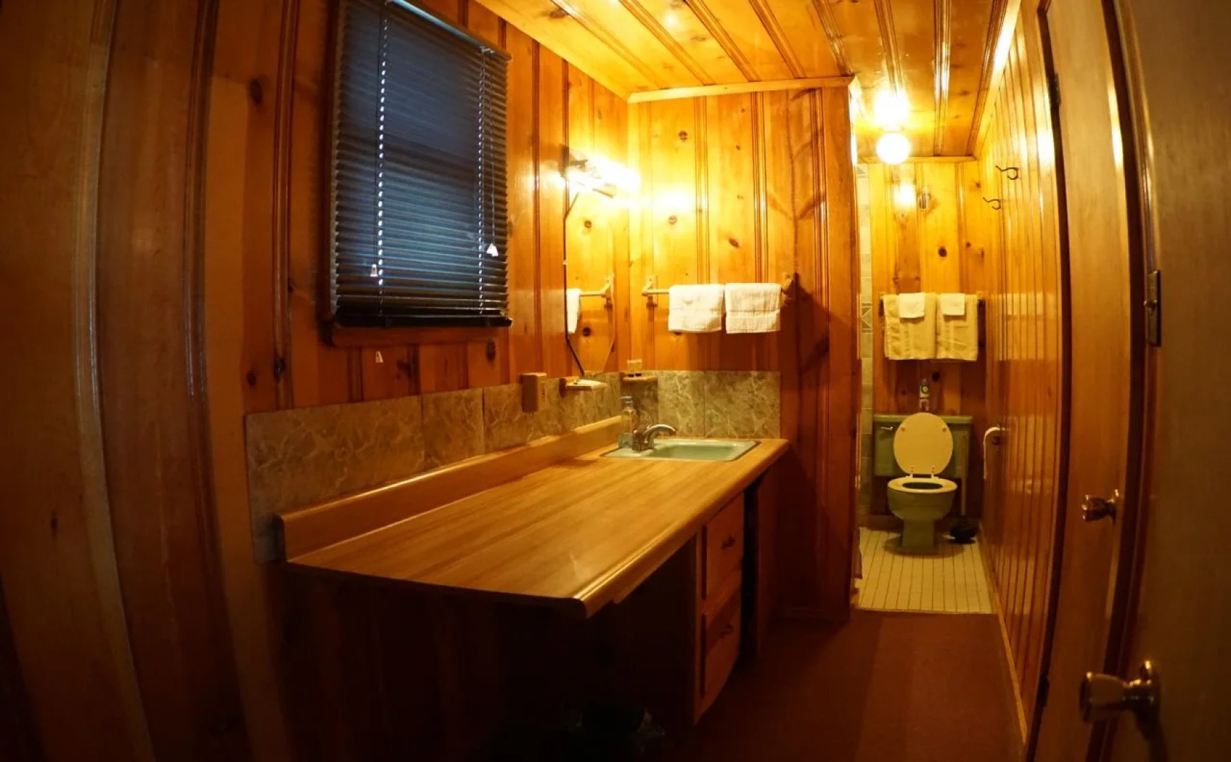 Eagle Nest Fly Shack and Lodge