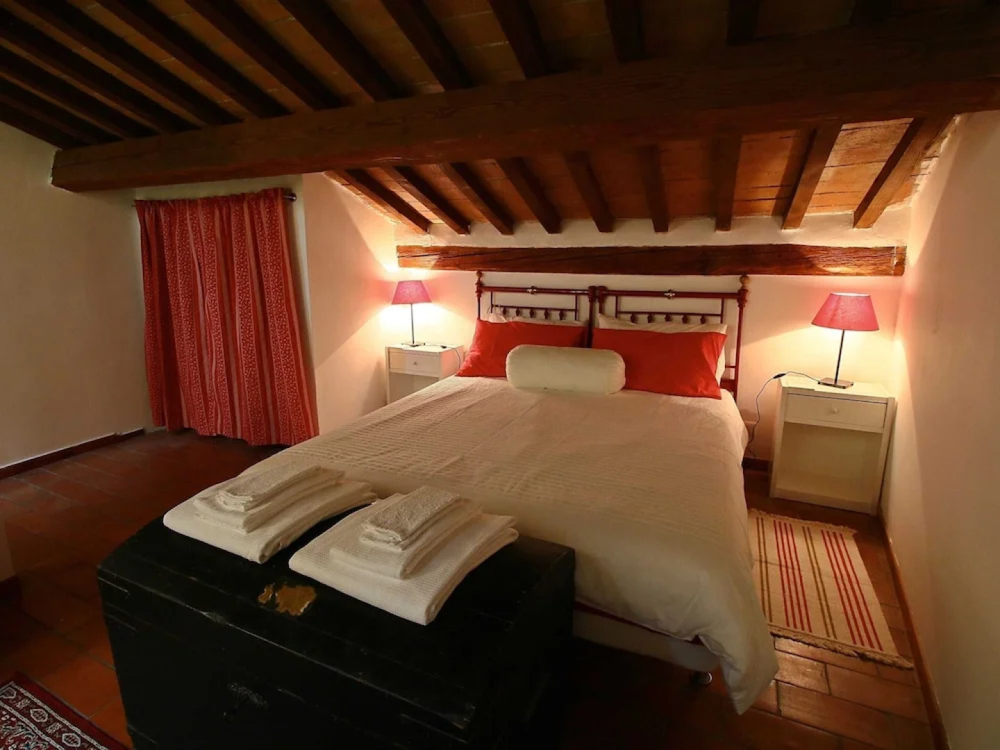 Modern Villa with Private Pool in Fabriano Italy