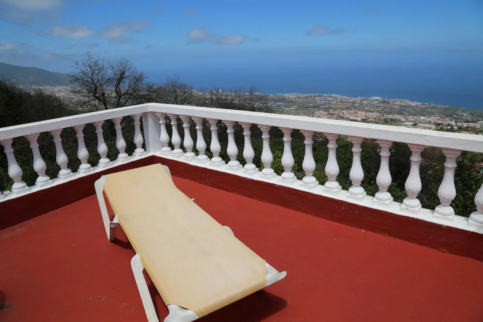 Charming villa with rich garden