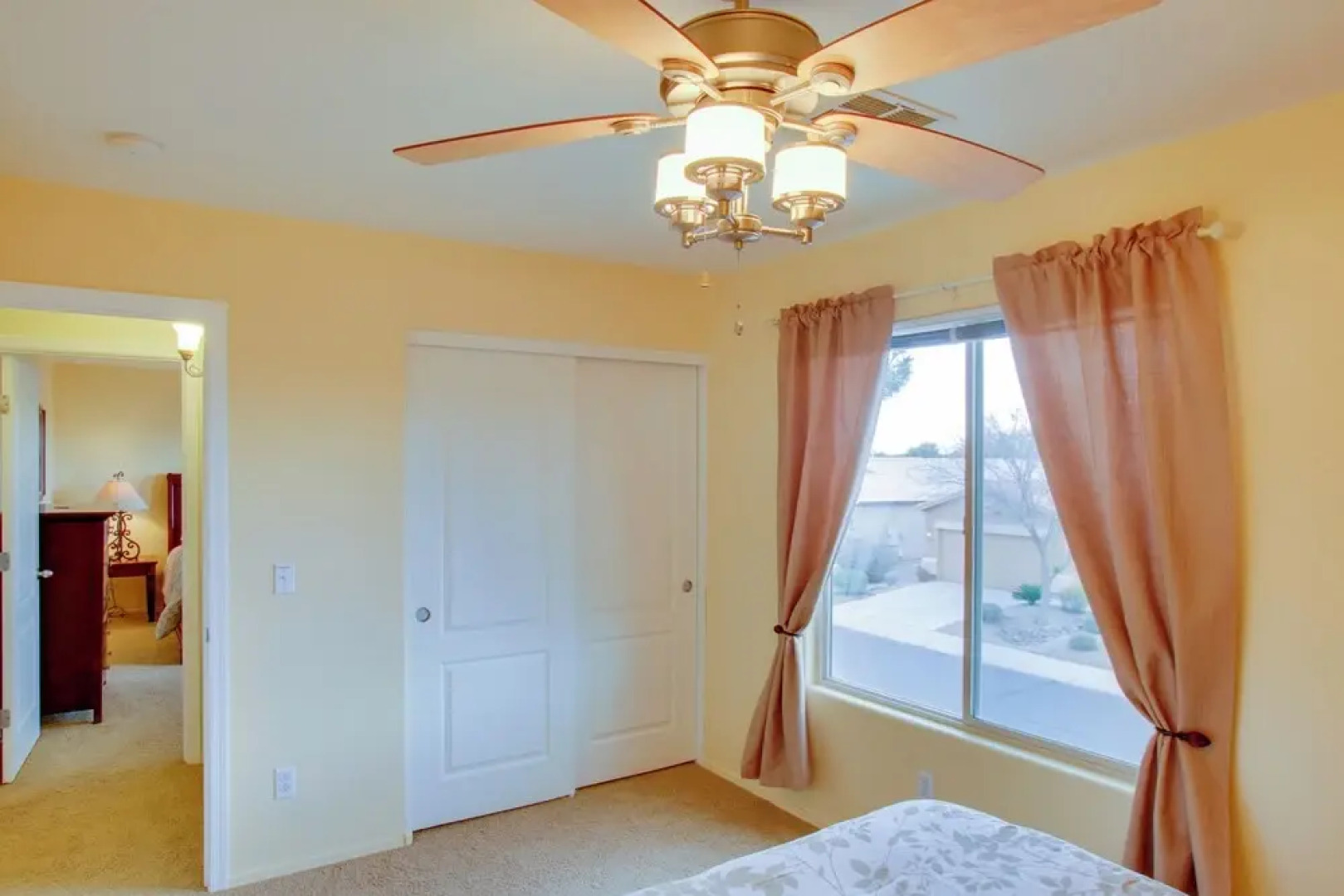 San Tan Mountain Escape w/ Patio & Pool Access!