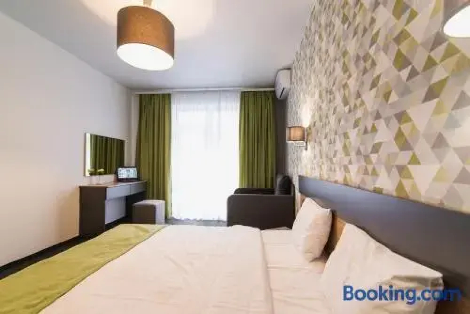 Arena Apart Hotel