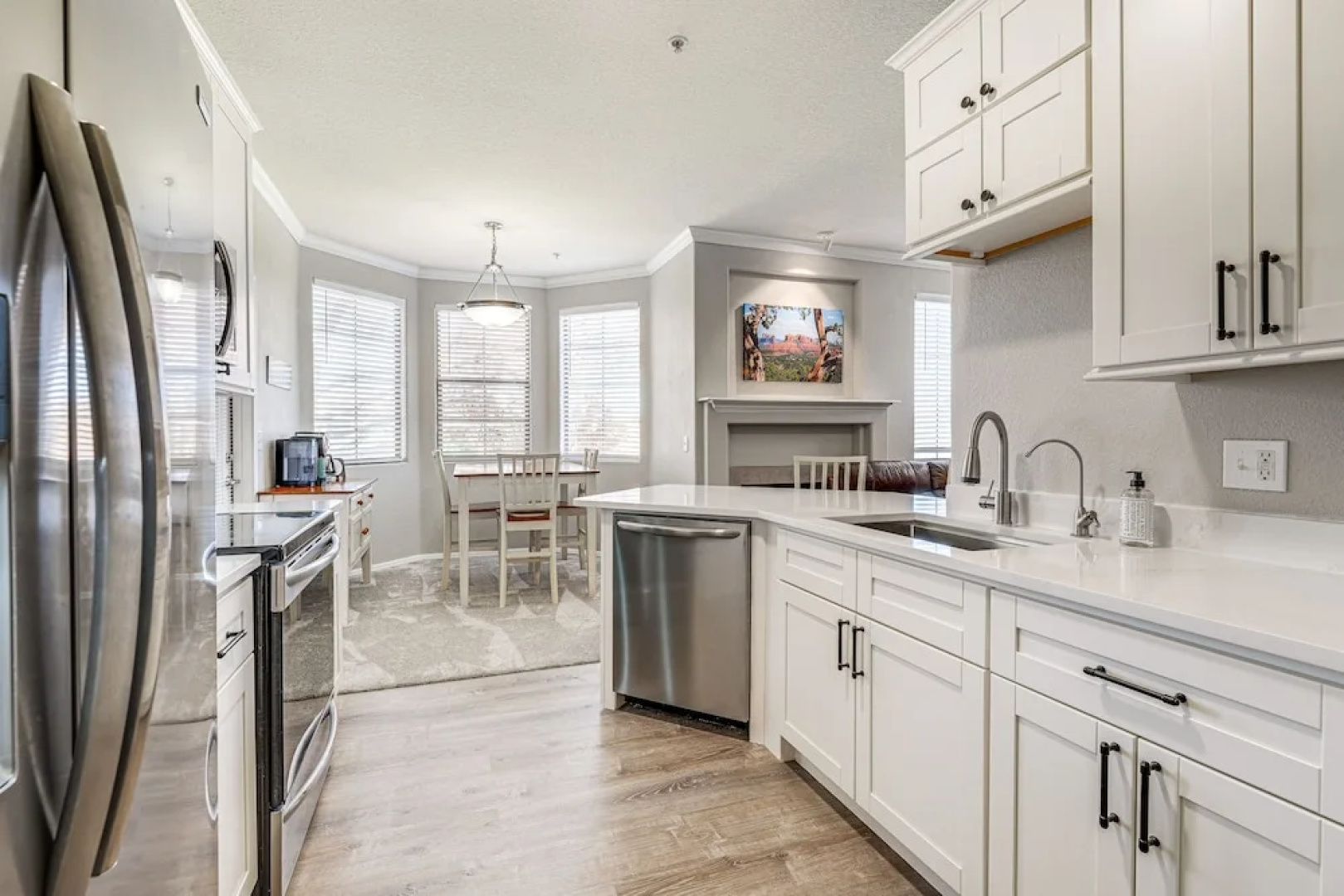 Near Spring Training: Mesa Condo w/ Pool Access!