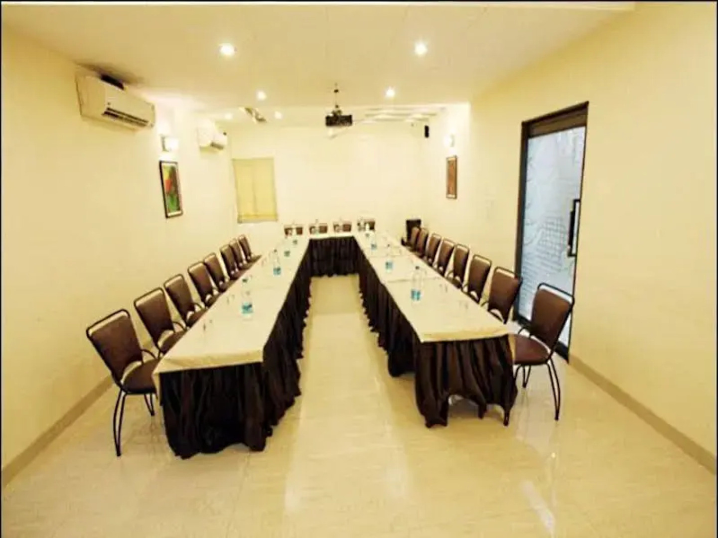 Royal Residency Hotel