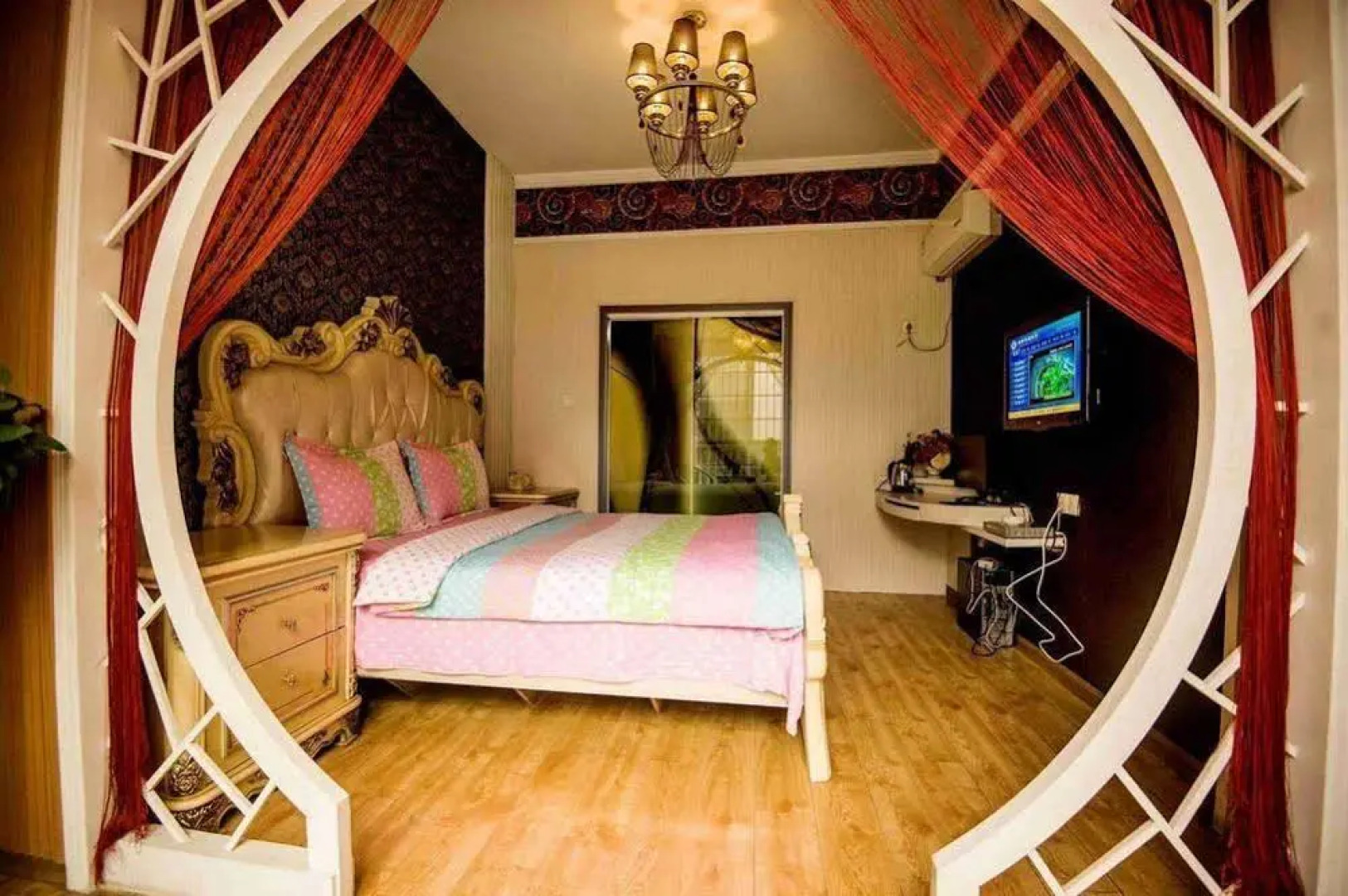 凤凰好好家主题旅店