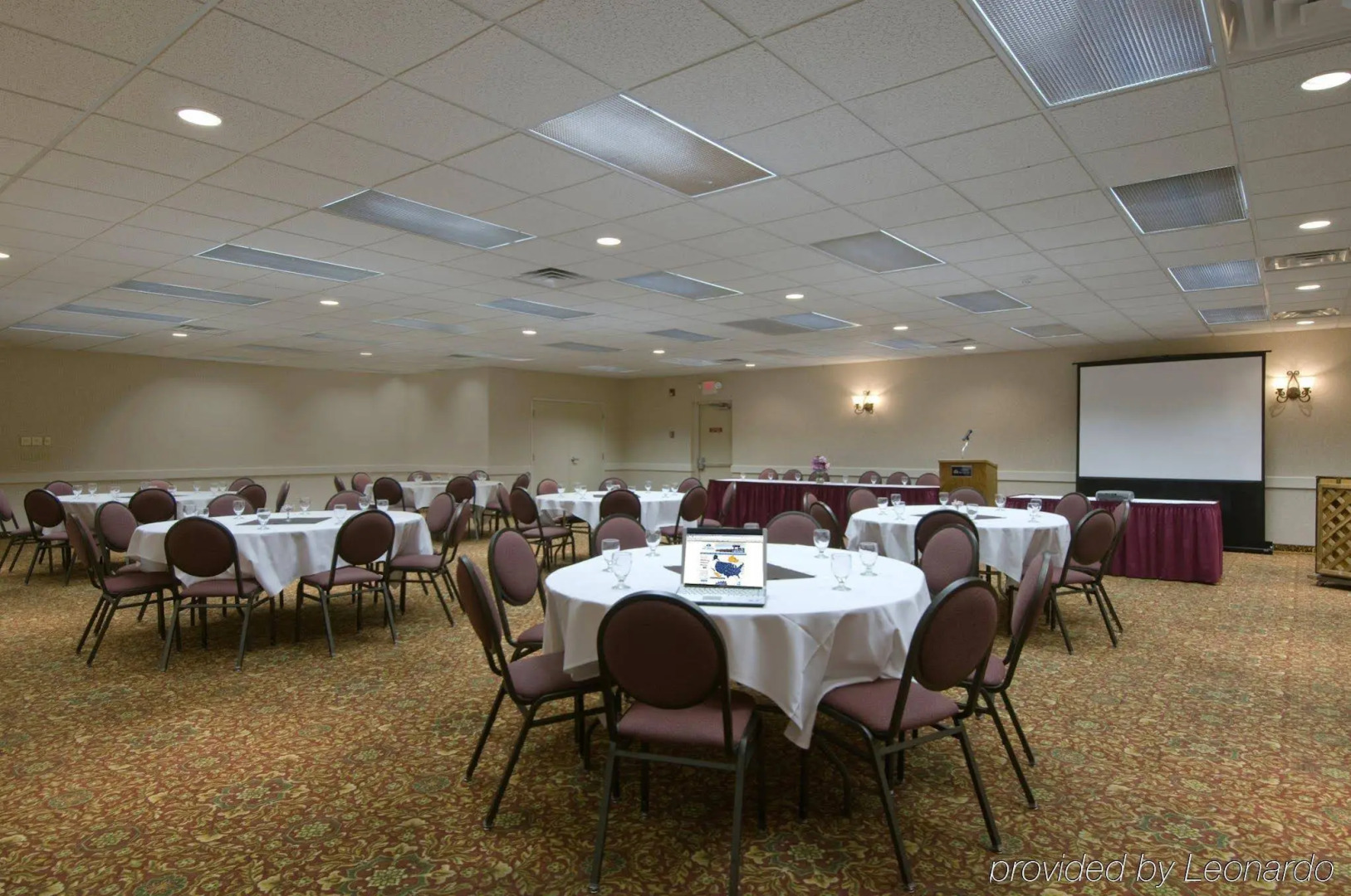 Quality Inn & Suites Albert Lea