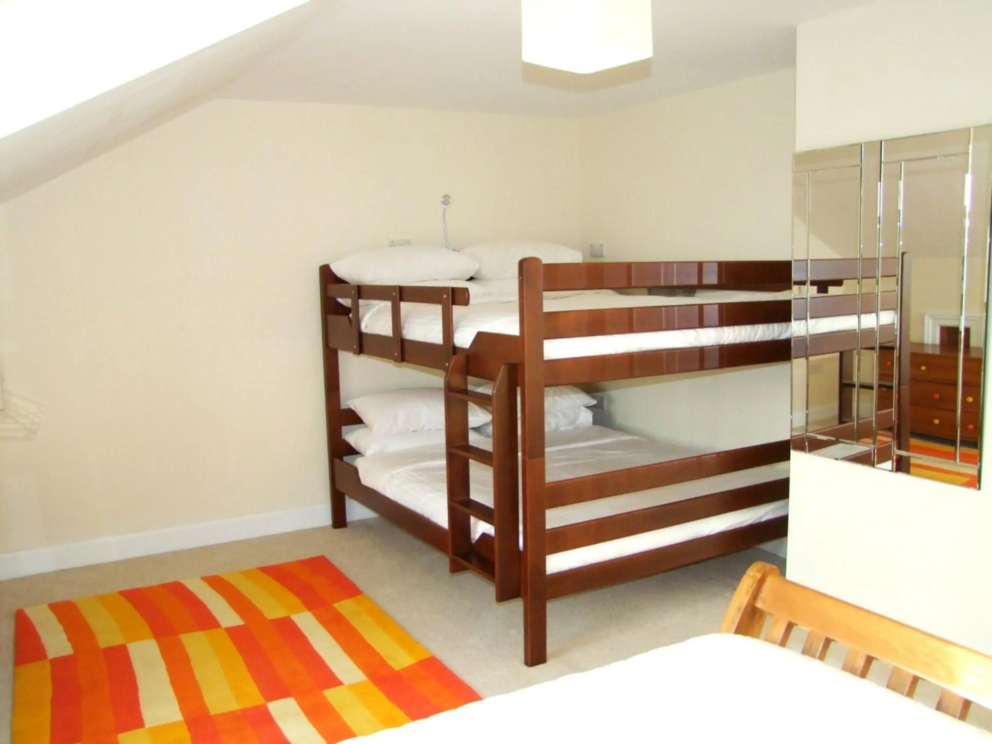 Glendalough 10 Minutes from Beautiful Farmhouse