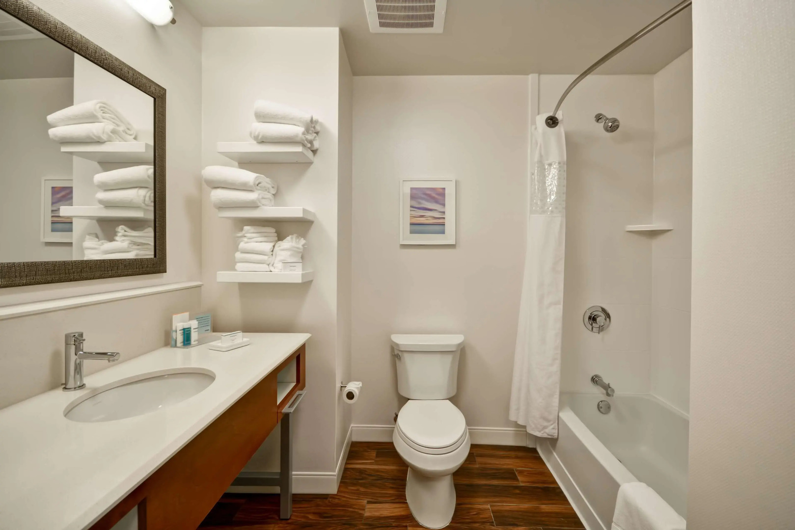 Hampton Inn & Suites Charleston Airport