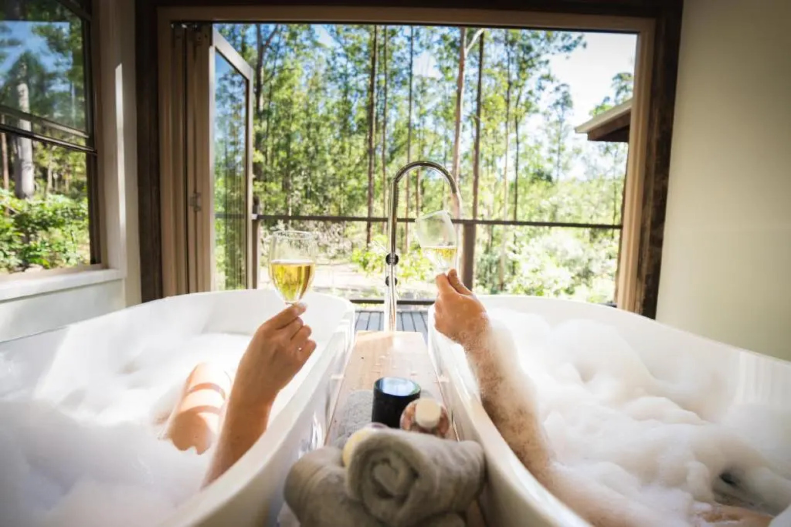 Carawirry Forest Escape