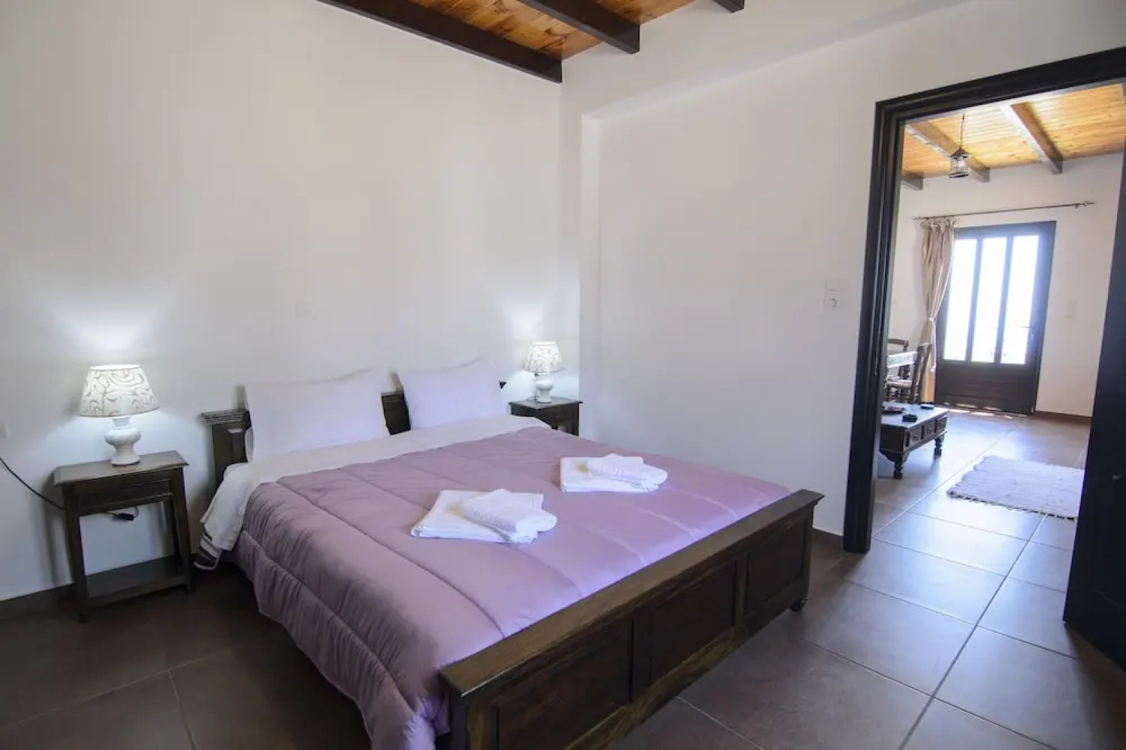 Traditional Apartments Madares