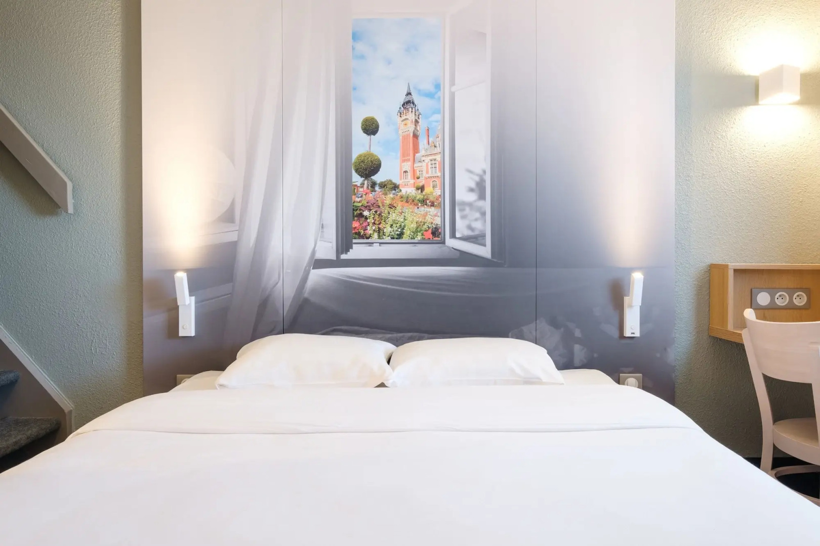 B&B HOTEL Calais Coquelles Tunnel sous la Manche