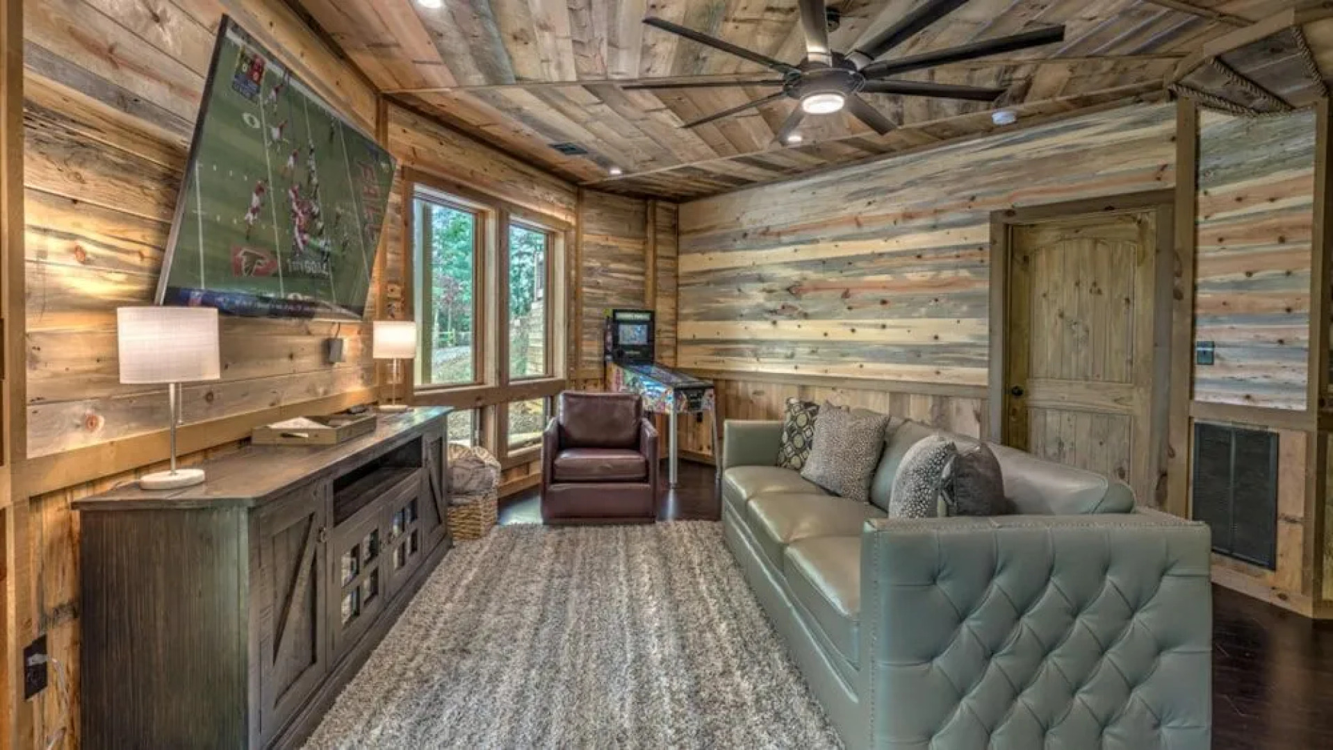 Aska Round by Escape to Blue Ridge