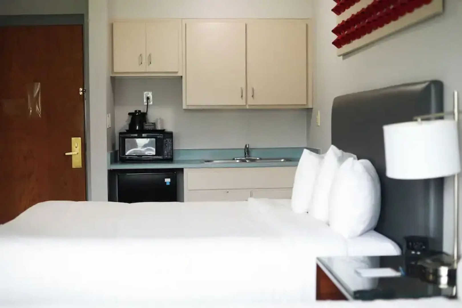 Illini Inn & Suites Hotel - Rantoul/Gifford/Champaign/Urbana