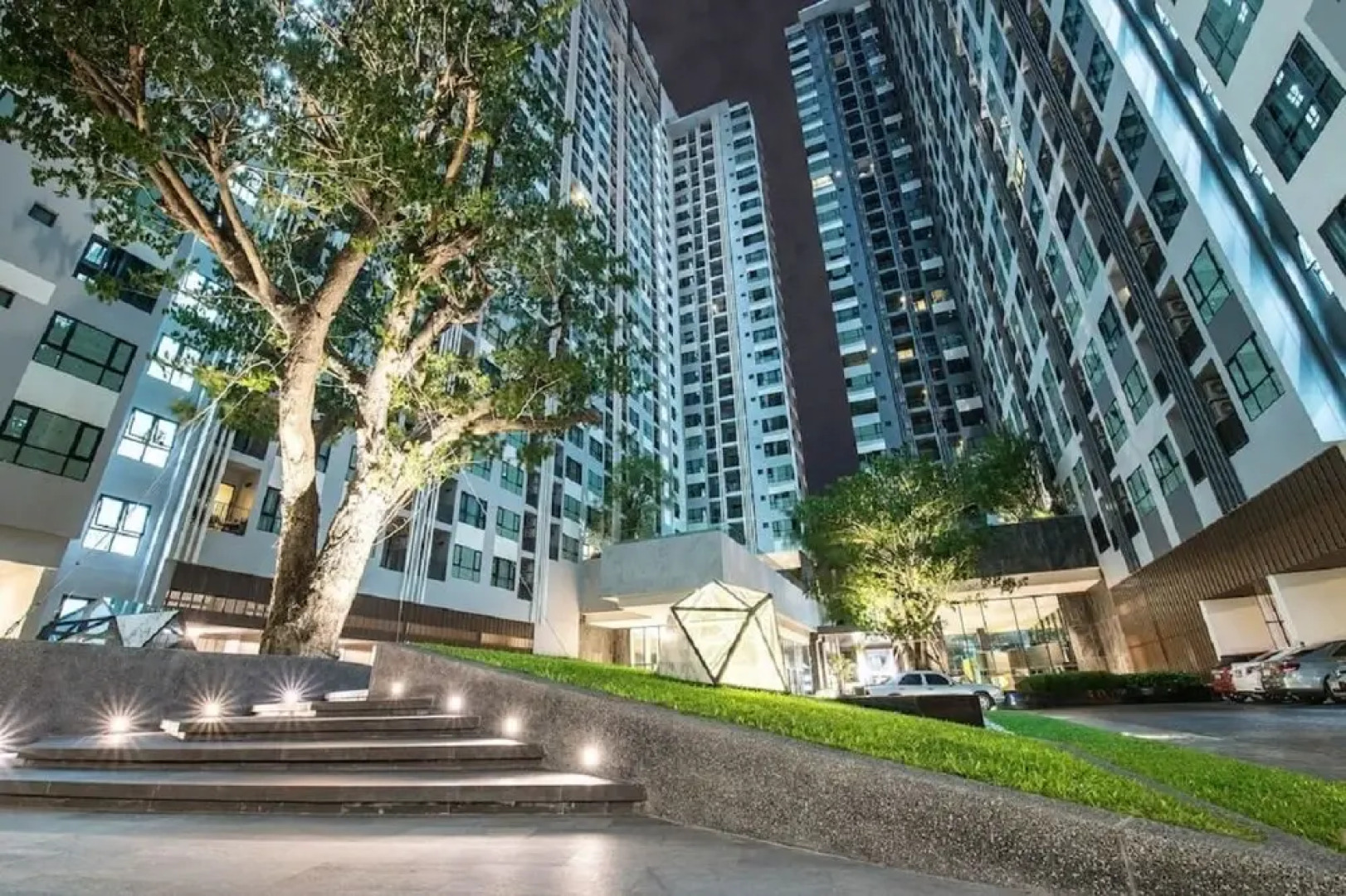 The Base Central Pattaya  Sea View