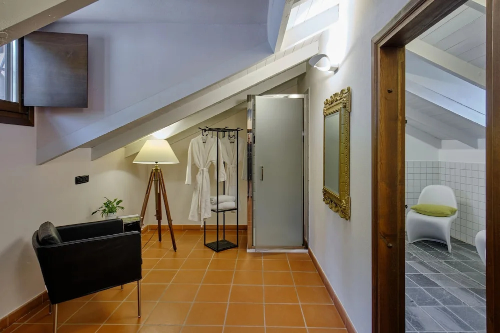 Giarvino Guest House