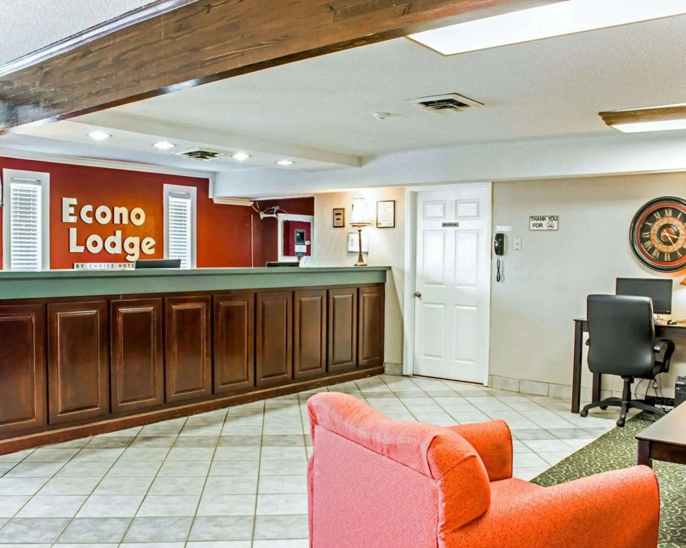 Econo Lodge Burlington I-40