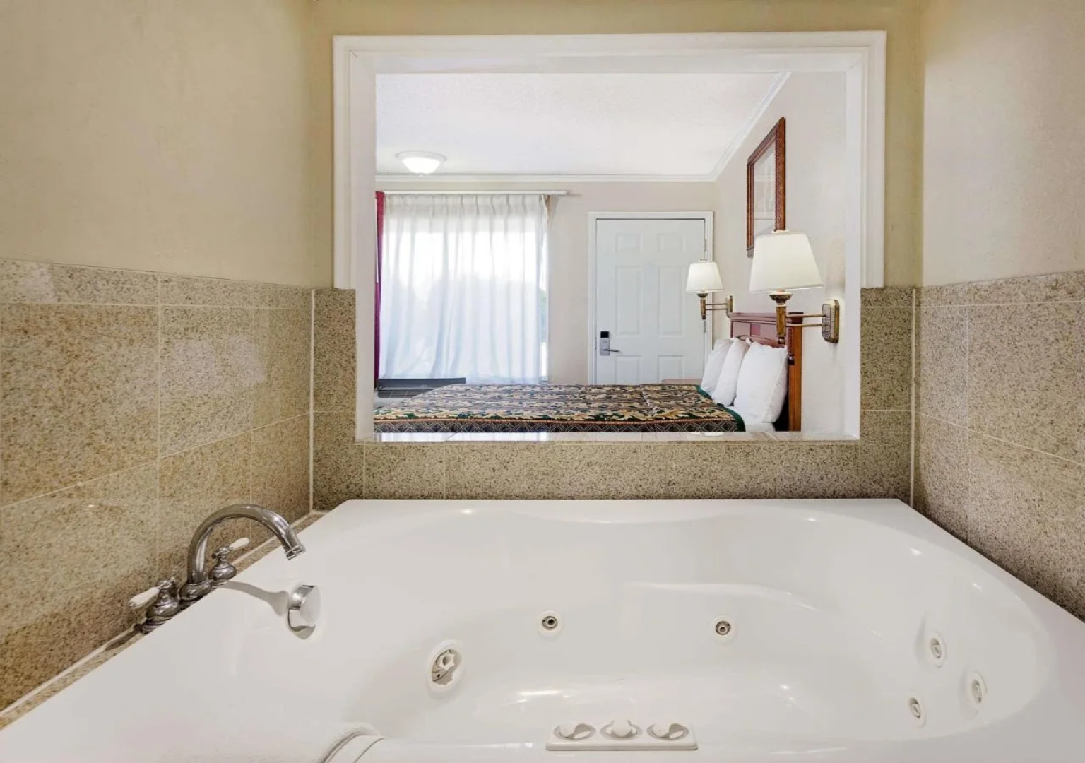 Days Inn and Suites Palmdale