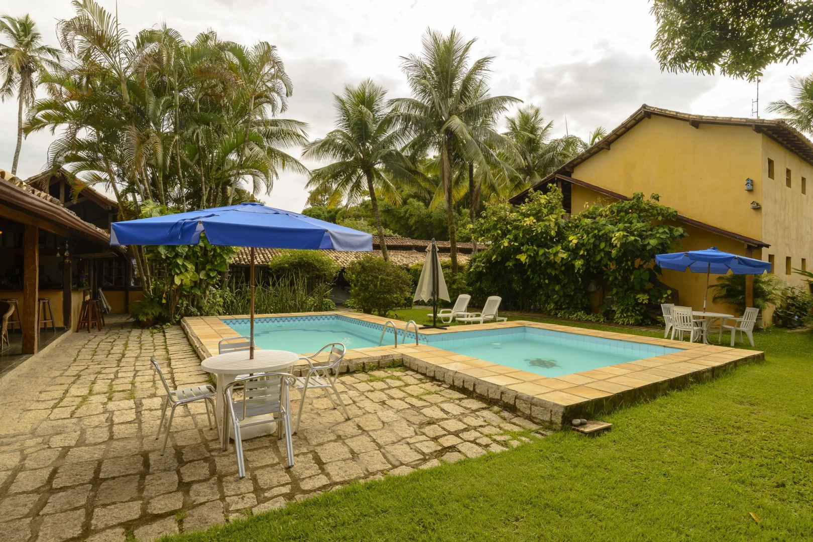 VELINN Caravela Pousada Ilhabela