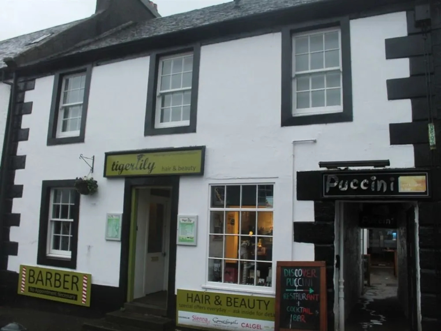 Black Bull with Rooms